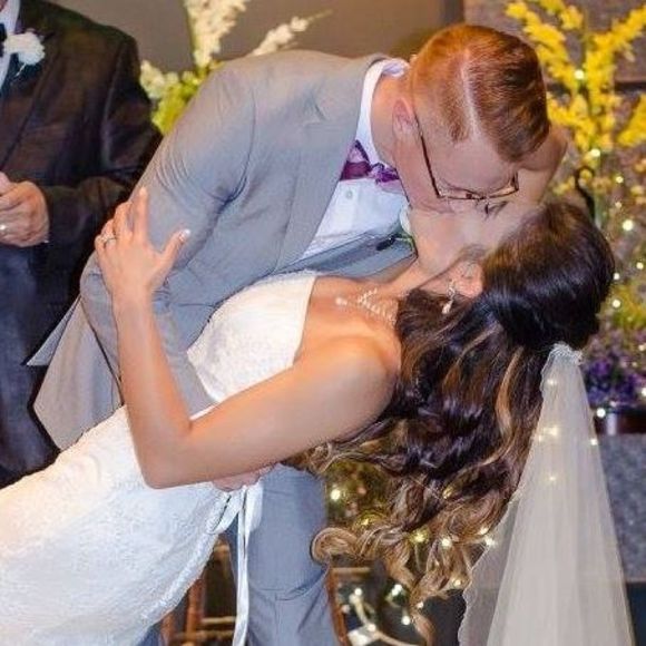 Meet your Posher, Victoria - Picture 1 of 1